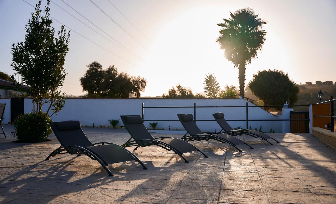 Apartamentos Sierra De Las Nieves รอนดา ภายนอก รูปภาพ